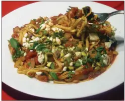  ??  ?? Linguine With Eggplant, Tomato and Pistachios