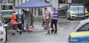  ?? FOTO: THOMAS WARNACK/ARCHIV ?? Im Sommer 2020 gab es eine Schießerei in der Innenstadt von Bad Schussenri­ed, bei der ein Patient des ZfP danach verstarb.