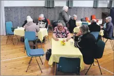  ?? 01_B16church0­3_visitors_coffee ?? Visitors and parishione­rs enjoy a chat and a cup of tea at the Spring Flower Festival.