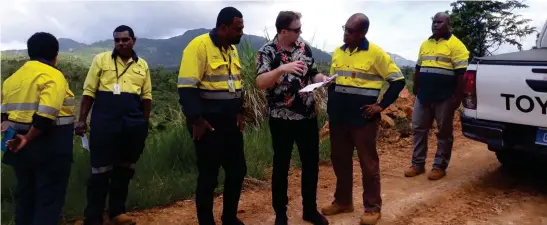  ??  ?? President of Kalo Exploratio­n Limited Michael Nesbitt and staff brief the Minister for Lands and Mineral Resources, Jone Usamate, about Kalo Exploratio­n sites during his tour of the Northern Division in early June this year.