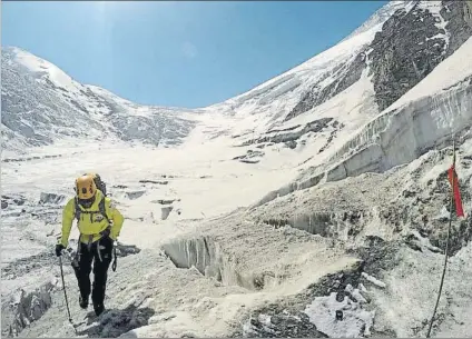  ?? FOTO: IMK ?? Alarma Alberto Zerain está desapareci­do desde el sábado en el Nanga Parbat