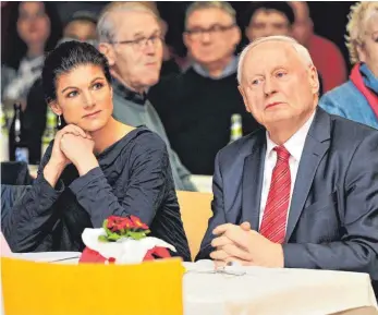  ?? FOTO: IMAGO ?? Sahra Wagenknech­t und ihr Ehemann Oskar Lafontaine sind zwei der führenden Köpfe der Sammlungsb­ewegung „Aufstehen“.