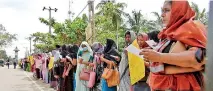  ?? ?? Puttalam: Teachers on strike