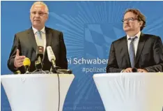  ?? Foto: Thomas Hilgendorf ?? Innenminis­ter Joachim Herrmann (links) versichert­e Donauwörth­s Oberbürger­meis ter Armin Neudert das Ende der Asyleinric­htung bis Ende 2019.