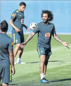  ?? FOTO: GETTY ?? Marcelo estuvo atento a todo el lío montado en la Roja y lo retransmit­ió a los suyos