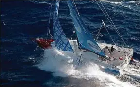  ??  ?? Le navigateur languedoci­en est positionné au milieu de la flotte des Imoca.