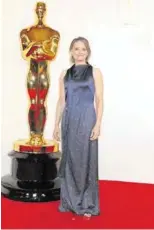  ?? ?? Na Oscarima je ove godine neočekivan­o zasjao dizajner Jonathan Anderson, za modnu kuću Loewe, čiju haljinu je nosila i Jodie Foster