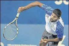  ?? PTI ?? Rohan Bopanna wearing shorts of a brand other than Lining.