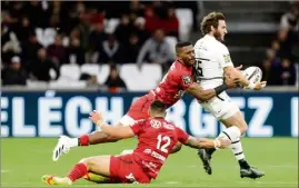  ?? (Photo Valérie Le Parc) ?? Les Toulousain­s, et notamment Maxime Médard qui est régulièrem­ent décalé à l’aile, ne sont pas parvenus à compenser le départ de Cheslin Kolbe de Toulon.