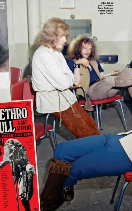  ?? ?? Jethro Tull nel 1970. Da sinistra: Barre, Anderson, Bunker, in primo piano Cornick.