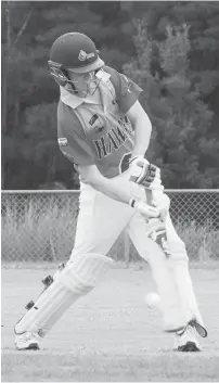  ??  ?? Drouin’s Sam Wyatt drives during the division two match against Jindivick