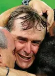  ?? FOTO: F. VOGEL / AFP ?? Für Sevillas Trainer Julen Lopetegui war der Triumph eine besondere Genugtuung.