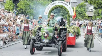  ??  ?? Dass „Musik verbindet“haben die Haidgauer eindrucksv­oll bewiesen.