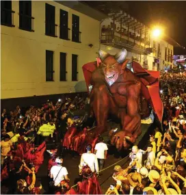  ?? FOTO ?? Diablo del Carnaval 2017, durante su entrada a Riosucio, el sábado, como es tradición.