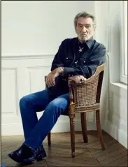  ??  ?? Eddy Mitchell : « J’ai beaucoup de respect pour tous les gens qui font le même métier que moi ».