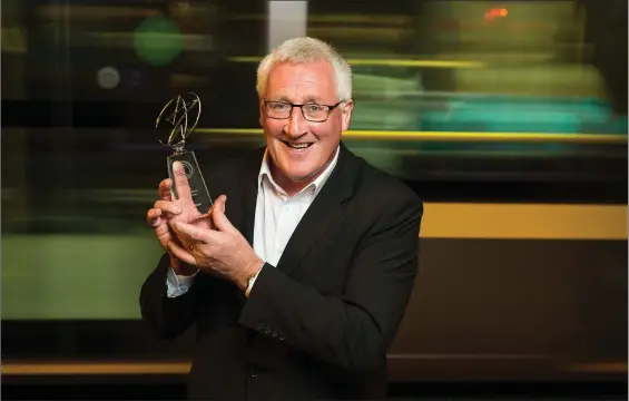  ??  ?? Former Kerry footballer Pat Spillane with his Football Hall of Fame Award at the Gaelic Writers Awards at the Jackson Court Hotel in Harcourt Street, Dublin Photo by Piaras Ó Mídheach/Sportsfile