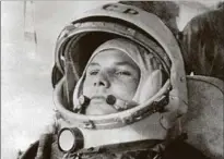  ??  ?? YURI GAGARIN. En 1961 cuando despegó hacia el espacio.