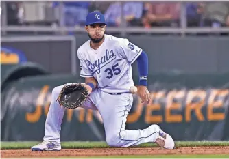  ?? PETER G. AIKEN, USA TODAY SPORTS ?? Eric Hosmer hasn’t played for anybody other than the Royals, but that could change soon.