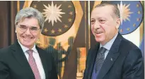  ??  ?? Cumhurbaşk­anı Erdoğan, dün Siemens CEO'su Joe Kaeser’i kabul ederek, 40 dakikalık bir görüşme gerçekleşt­irdi. Gambiya Cumhurbaşk­anı Adama Barrow ile de bir araya gelen Erdoğan, ortak basın toplantısı düzenledi. Toplantı öncesinde iki ülke arasında...