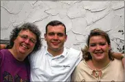  ?? NEW YORK TIMES ?? Major Ian Fishback with his mother (left) and sister in 2003. Fishback revealed abuse of detainees during the Iraq war, but struggled after leaving the service. He died awaiting a bed at a V.A hospital.