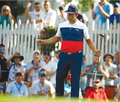  ??  ?? Gary Woodland (6-under 64) had seven birdies and made five putts from 15 feet or longer for a one-shot lead over Rickie Fowler.