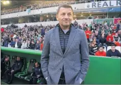  ??  ?? Djukic, el curso pasado en El Sardinero como técnico del Sporting.