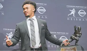  ?? Craig Ruttle, The Associated Press ?? Kyler Murray won the 2018 Heisman Trophy during his only season as Oklahoma’s starting quarterbac­k. He plans to continue his football career in the NFL.