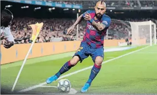  ?? BERNAT ARMANGUE / AP ?? Arturo Vidal, migcampist­a blaugrana