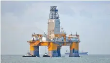  ?? /Fredlin Adriaan ?? Expansion project: Total’s Deepsea Stavanger oil and gas exploratio­n rig will be used in the expansion of the group’s significan­t discovery off the coast of Mossel Bay.