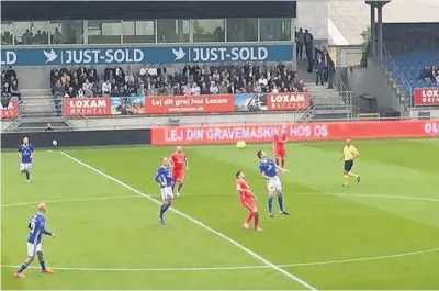  ?? Picture: KEVIN OWEN ?? Bangor City (red) do battle with Lyngby in Denmark