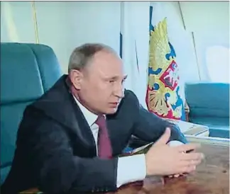  ??  ?? Vladímir Putin y Oliver Stone, en el jet del presidente ruso, en un momento ddel documental que se emitirá el próximo lunes en la televisión rusa