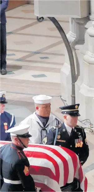  ?? Photos / AP ?? and former Vice-President Al Gore at Washington cathedral.