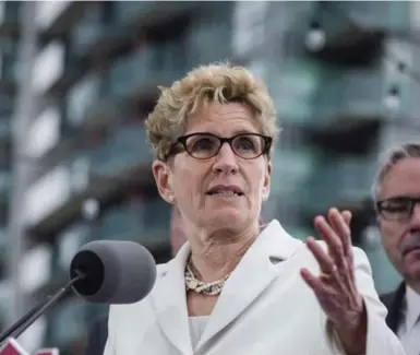  ?? CHRISTOPHE­R KATSAROV/THE CANADIAN PRESS FILE PHOTO ?? Ontario’s public hearings on the minimum-wage increase should be postponed to give Ontarians enough time to indicate their interest in making an oral presentati­on, Trudi Jane Wyatt writes. “Everyone applying should be heard.”