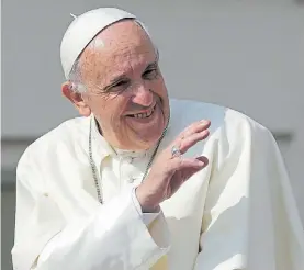  ??  ?? Cambio. El Papa Francisco anunció ayer el nuevo camino a la santidad.