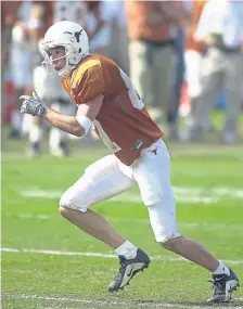  ?? Rudolfo Gonzalez, Getty Images ?? Kyle Shanahan was a wide receiver for Texas in 2001 and 2002. He had 14 career receptions for 127 yards.