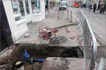  ??  ?? Ongoing works t being carried out by Irish Water on O’Connell St, photograph­ed yesterday,