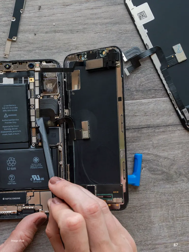  ??  ?? Image: ifixit