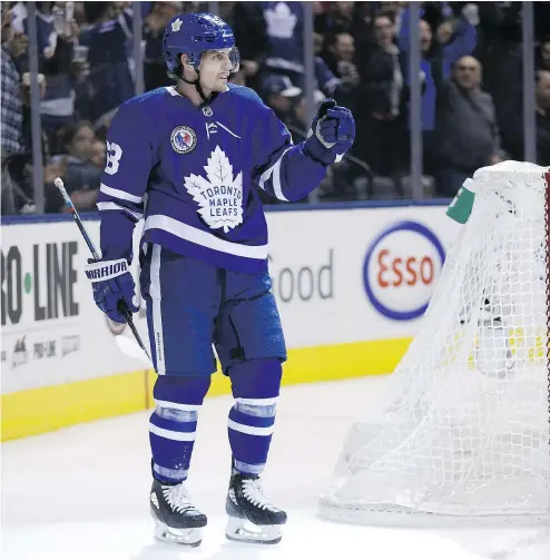  ?? JACK BOLAND/FILES ?? It’s been a while since Toronto Maple Leafs forward Tyler Ennis got to celebrate a goal. He’s fully recovered from a broken ankle but has been unable to work his way back into the active lineup.