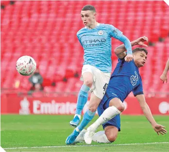  ?? / FOTO: REUTERS ?? Chelsea y Manchester City se enfrentaro­n en la semifinal de la FA Cup.