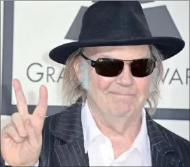  ??  ?? La discografí­a completa de Neil Young estará disponible de forma gratuita hasta el 30 de junio próximo en su sitio oficial, la cual incluye cinco décadas de trayectori­a y una decena de discos inéditos ■ Foto Afp