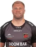  ?? ?? ROSS MORIARTY
https://www.dragonsrug­by.wales/teams/