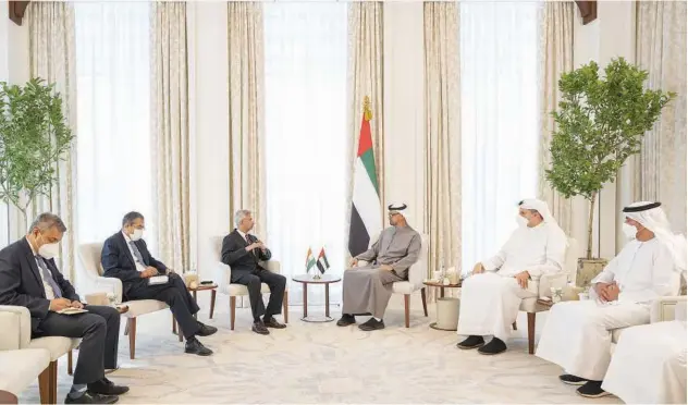 ?? WAM ?? ↑
Sheikh Mohamed Bin Zayed Al Nahyan meets Subrahmany­am Jaishankar at the Al Shati Palace on Sunday.