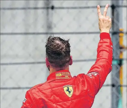  ?? FOTO: GETTY ?? Sebastian Vettel logró su segunda pole del año en el segundo doblete consecutiv­o de Ferrari