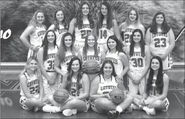  ?? Alex Eller ?? The 2020-2021 Anselmo-Merna Coyotes Girls Basketball Team from bottom row left are: Macy Miller, Claire Cooksley, Emmalee Bartak, and Hadlee Safranek. Second Row: Michaela Myerrs, Kirsten Myers, Kaitlyn Jacqot, RayLee Downing, and Jaide Chandler. Thrid Row: Adyson Priest, Riley Marsh, Shaylyn Safranek, Mackenzie Burnett, Carlee Bartak, and Karsee McGinn.