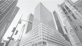  ?? Pablo Eriquez / New York Times ?? A deal for this Manhattan building, at 666 Fifth Avenue, could present potential conflicts of interest for Jared Kushner, a presidenti­al adviser.