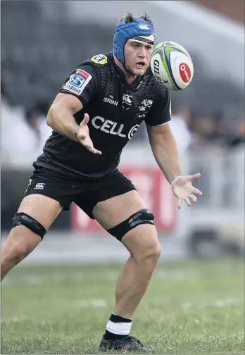  ?? PICTURE: LEON LESTRADE/AFRICAN NEWS AGENCY/ANA ?? HARD GRAFTER: Flank Wian Vosloo makes his second consecutiv­e start on the side of the Sharks scrum against the Brumbies in Canberra today.