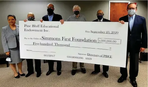  ?? (Pine Bluff Commercial/Eplunus Colvin) ?? Funds from the $500,000 grant awarded to Simmons First Foundation on Wednesday will be used to support Go Forward Pine Bluff and The Generator innovation hub for high school students in Jefferson County.