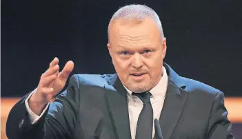  ?? FOTO: DPA ?? Stefan Raab im Oktober 2015 in Köln bei der Verleihung des Deutschen Comedyprei­ses. Zwei Monate später beendete er seine Fernsehkar­riere.