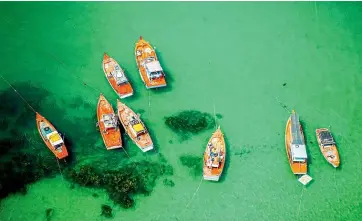  ??  ?? Looking down from Hon Thom cable car – a 30-minute flight across uninhabite­d islands.