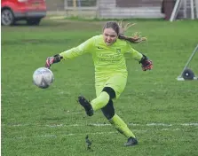  ?? ?? Heslerton Under-12s Girls in action against Strensall